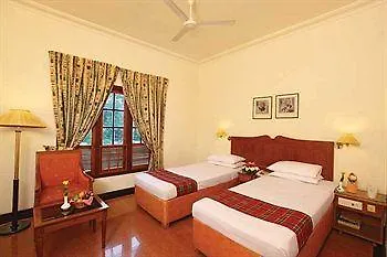 Quality Airport Hotels Nedumbassery 3*,